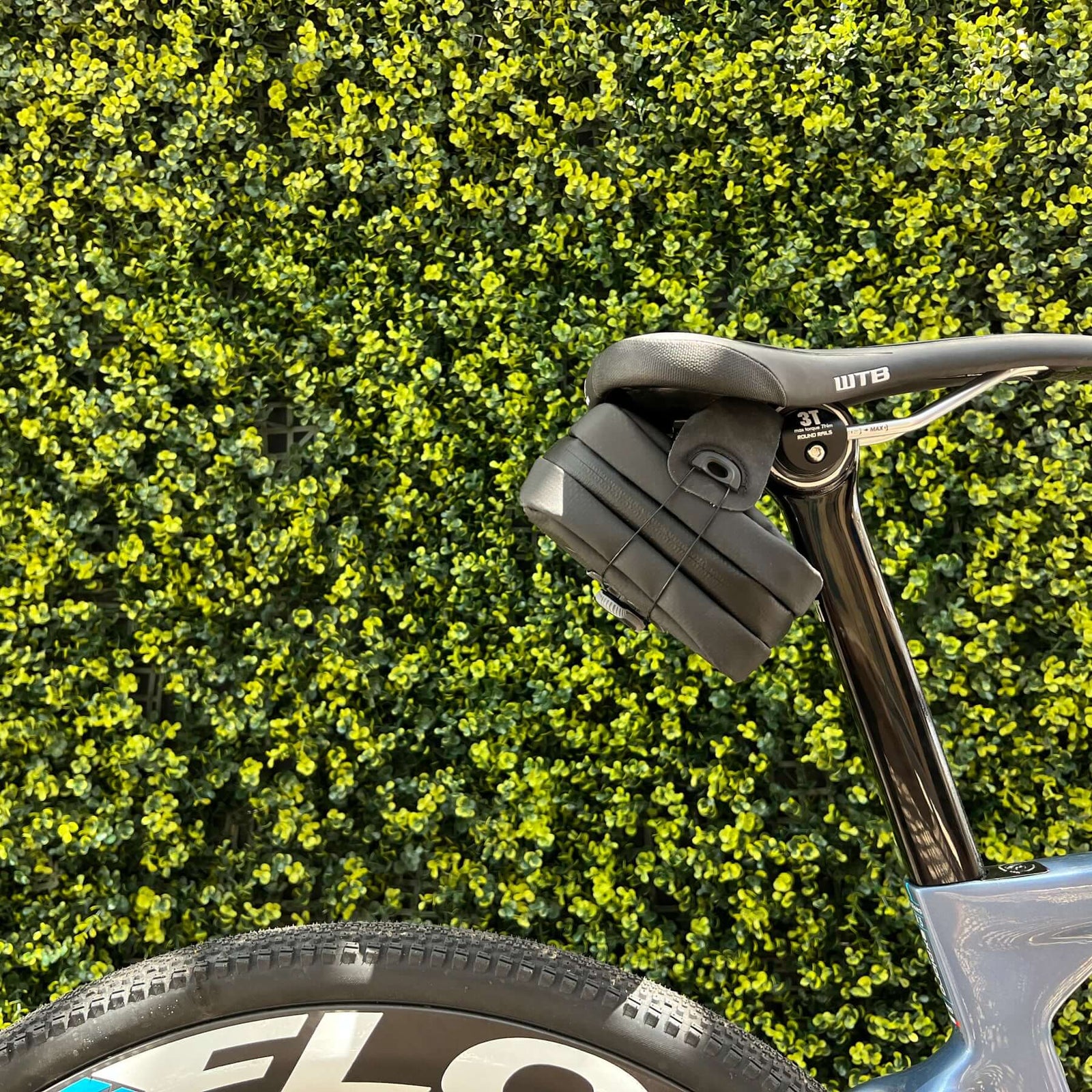 FLO Saddle Bag